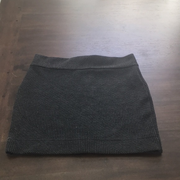 Madewell Dresses & Skirts - Madewell Hi-Line Grey Stretch Mini skirt